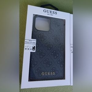 Guess iPhone 13 Pro Max case